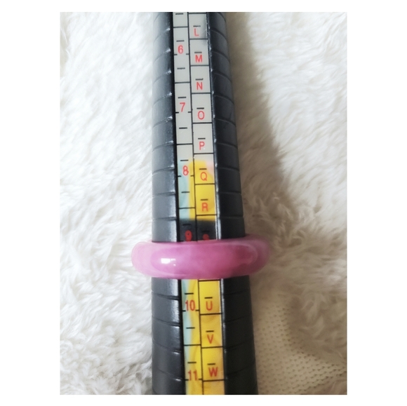 Lilac/ lavander color  Stone ring size 9.5 - Picture 4 of 4